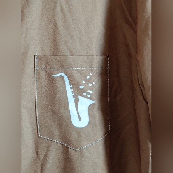 Men's Bundle: 2  Button Down Shirt. Size Large - Picture 9 of 13